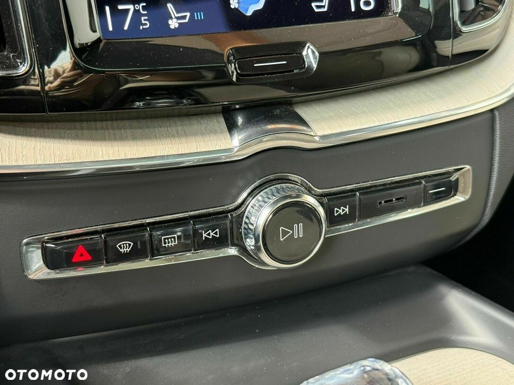 Volvo XC 60 - 26
