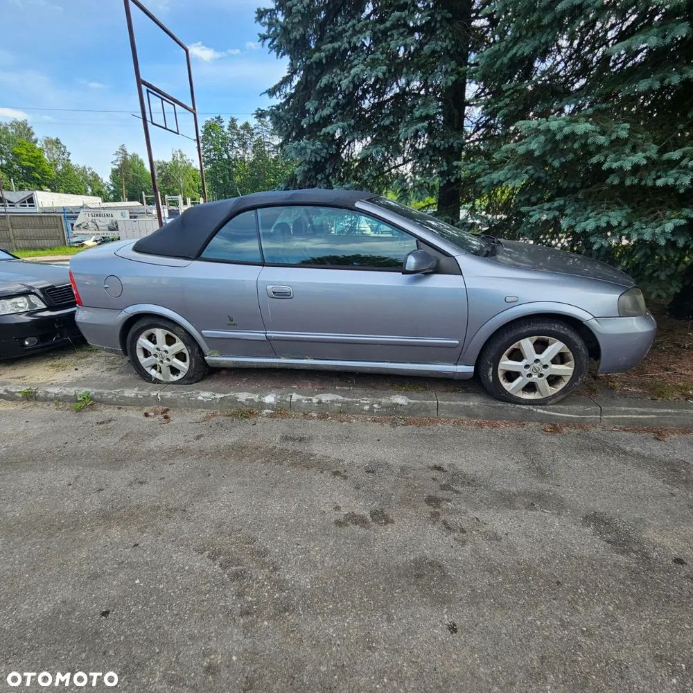 Opel Astra - G - Cabrio (2002r) 2,2 B 108 kW / 147 KM (kod lak: Z4AU) pojazd na części - 16