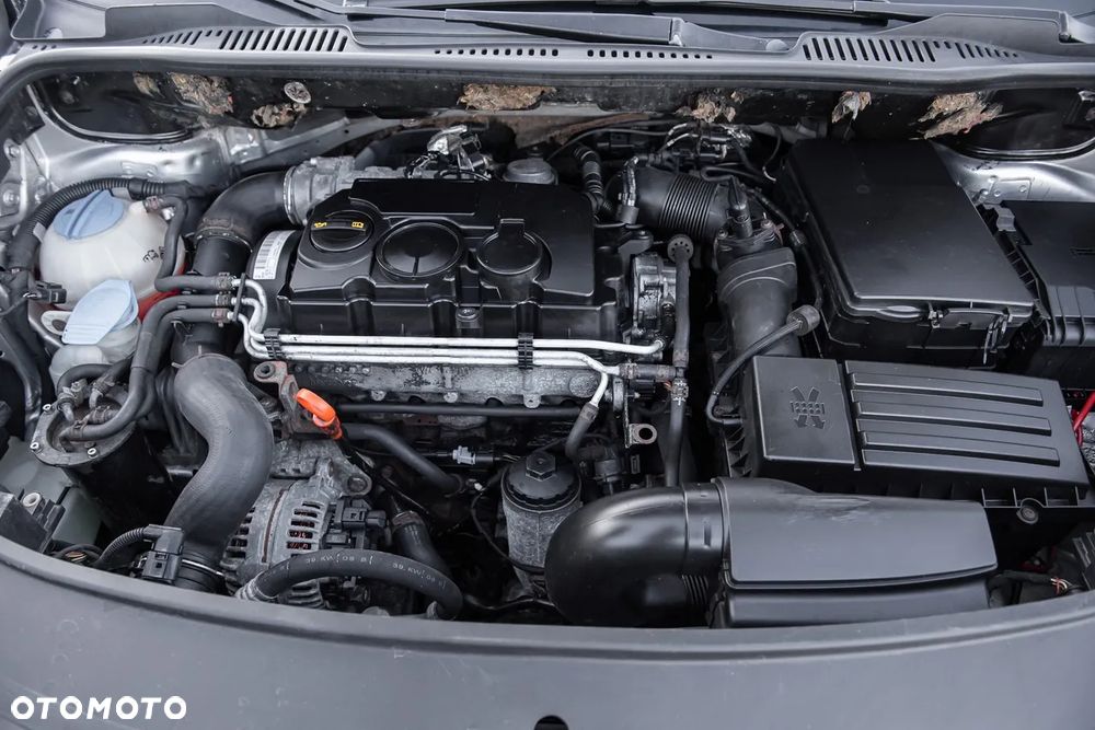 Volkswagen Touran 1.9 TDI United - 28