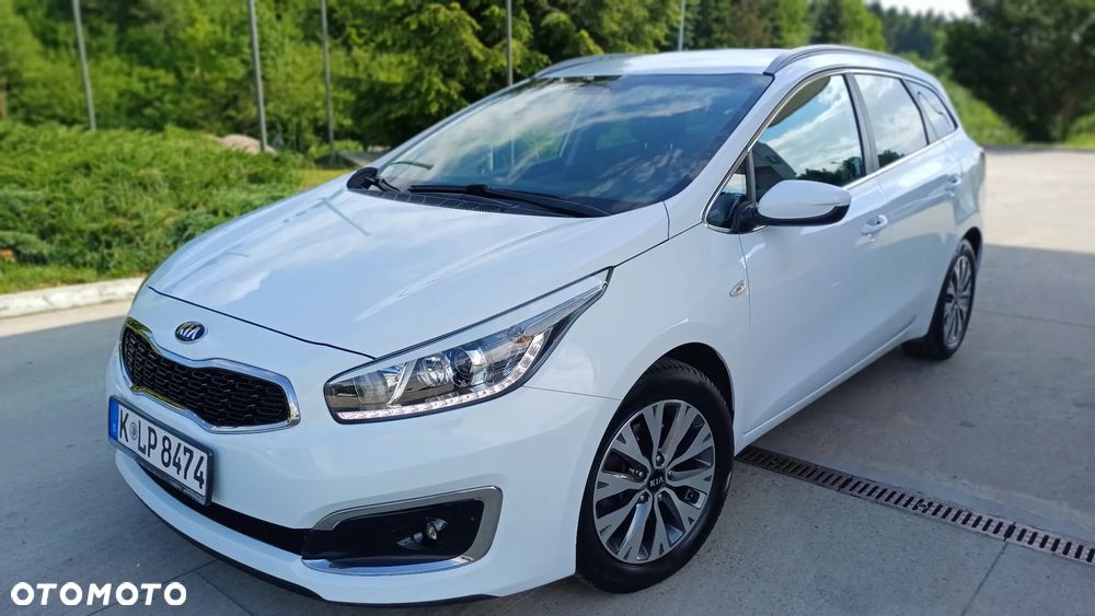 Kia Ceed 1.6 CRDi 136 ISG Platinum Edition - 2