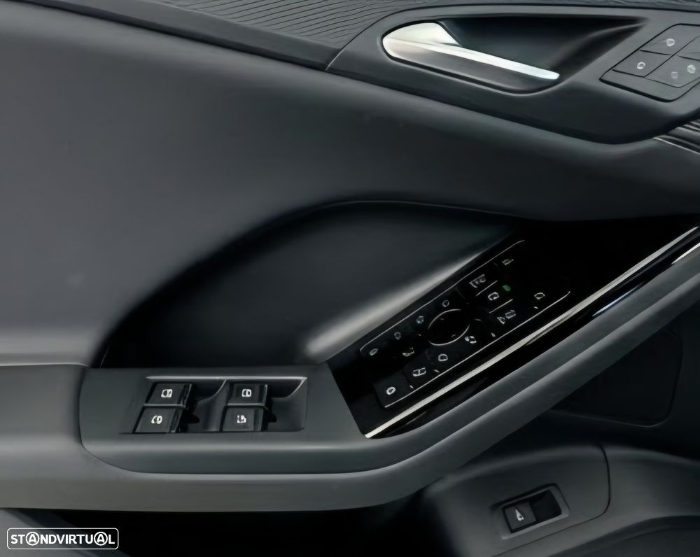 Audi Q6 e-tron quattro - 8