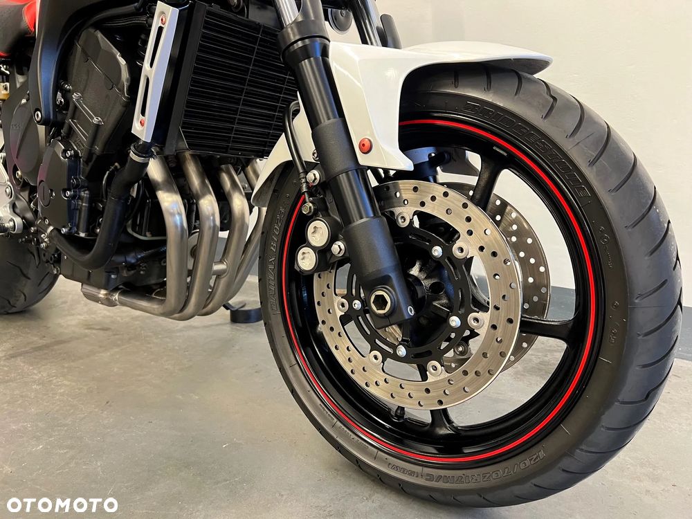 Yamaha FZ6 - 30