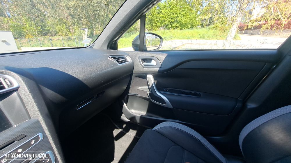 DS DS4 Crossback 1.6 BlueHDi So Chic - 14