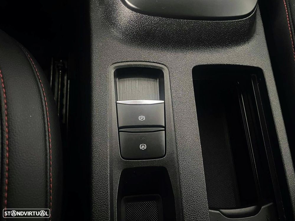 Ford Kuga 2.0 TDCi EcoBlue ST-Line X - 36