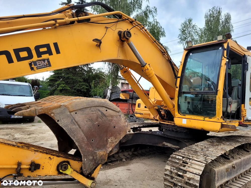 Hyundai 250LC-7 - 4