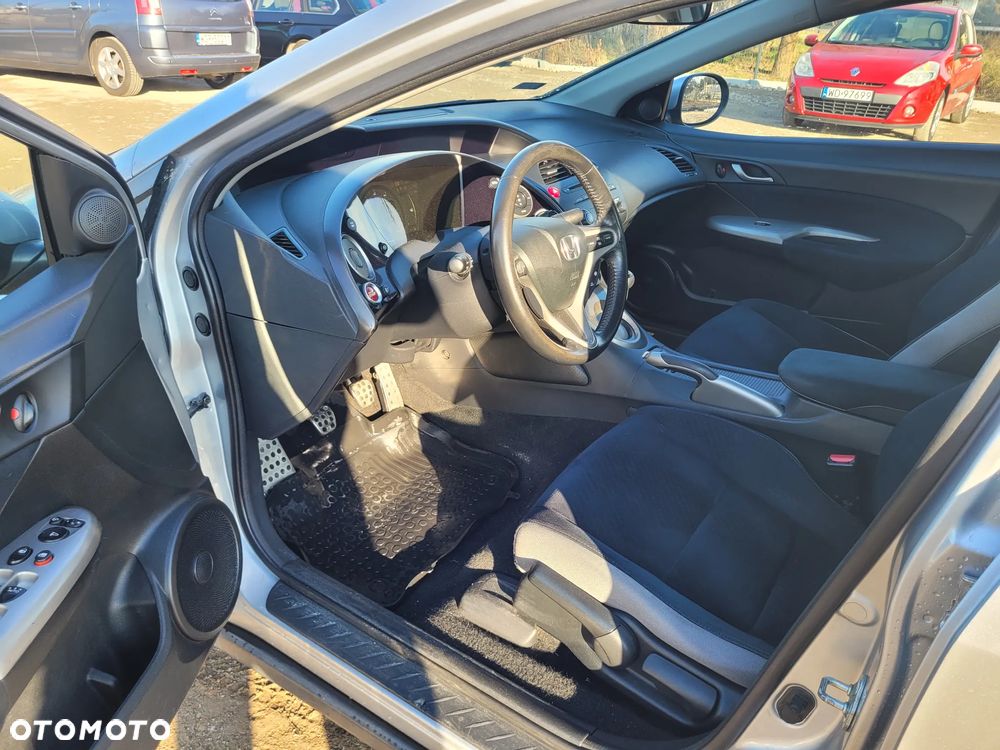 Honda Civic - 9