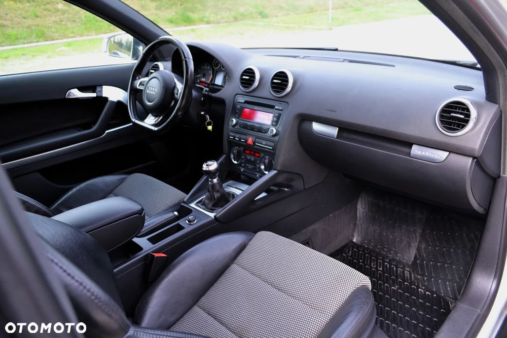 Audi S3 2.0T FSI Quattro - 11