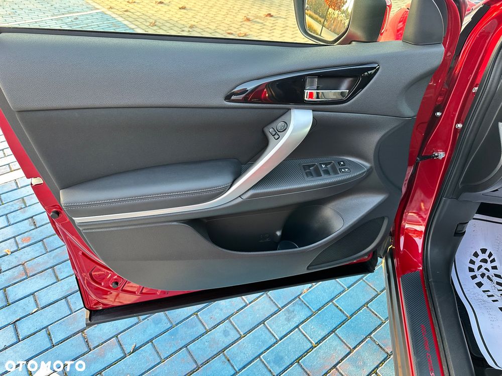 Mitsubishi Eclipse Cross - 16