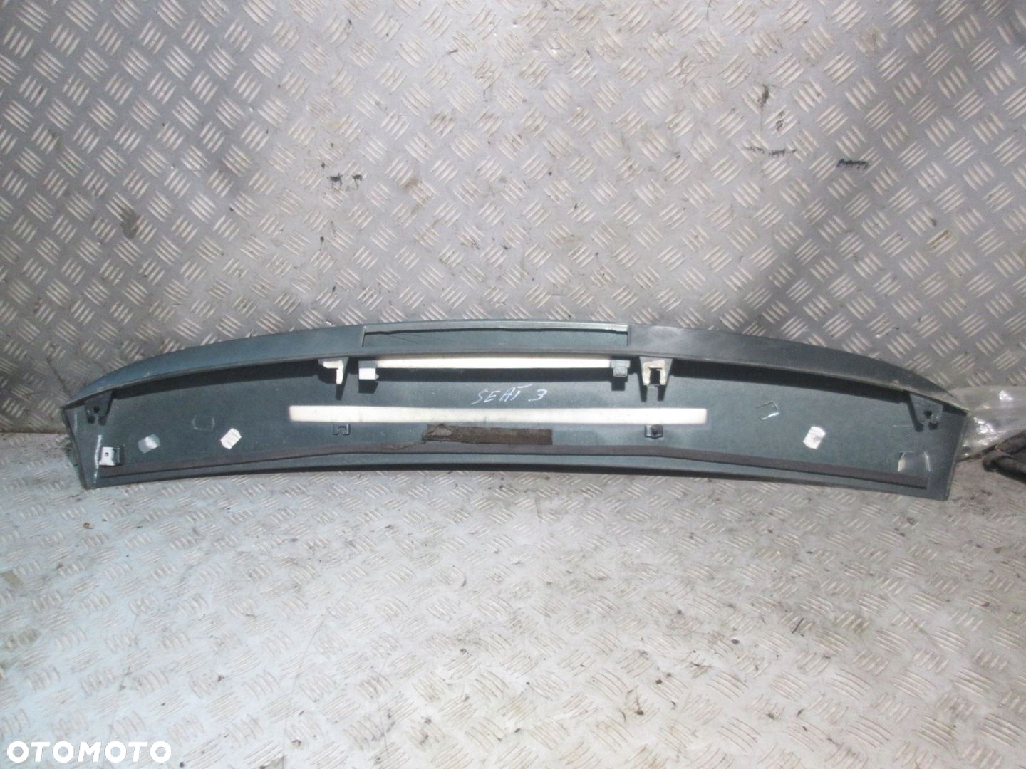 LOTKA SPOJLER SPOILER KLAPY BAGAŻNIKA TYŁ SEAT IBIZA III 6L 02- 6L6827933D - 2