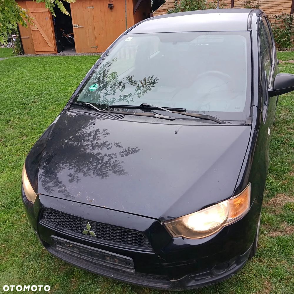 Mitsubishi Colt - 1