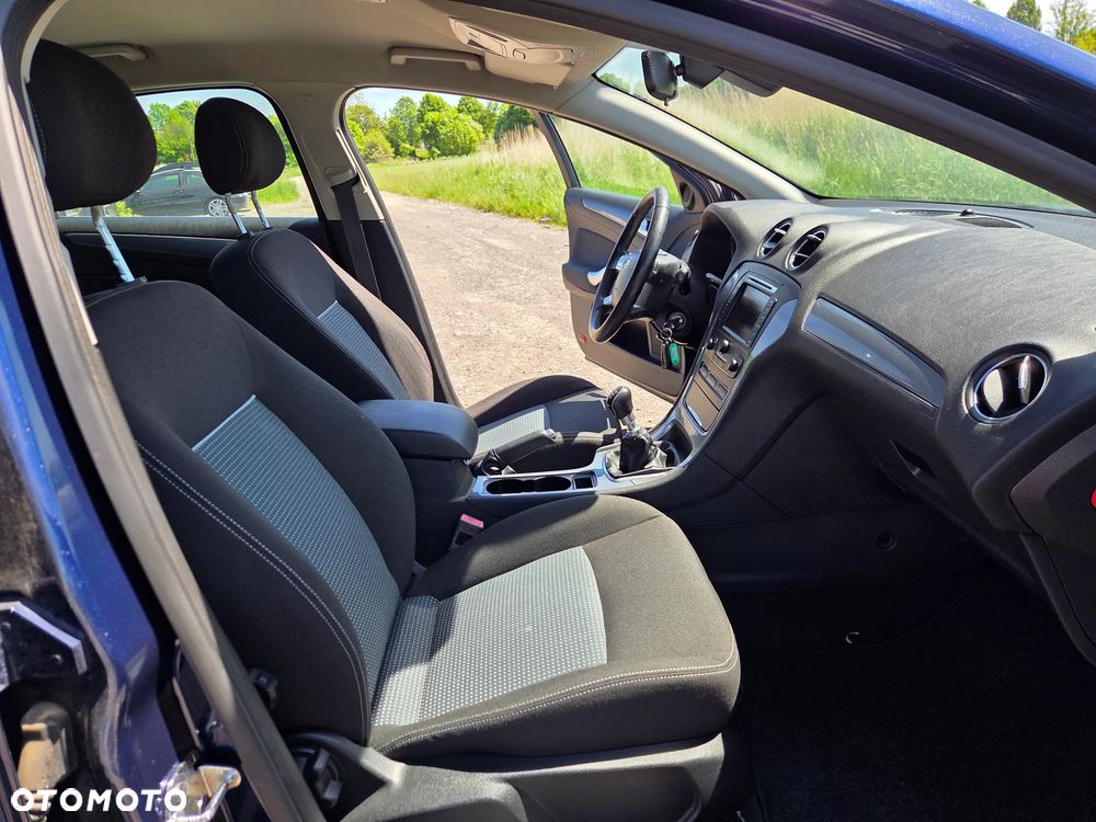 Ford Mondeo 2.0 TDCi Trend - 13