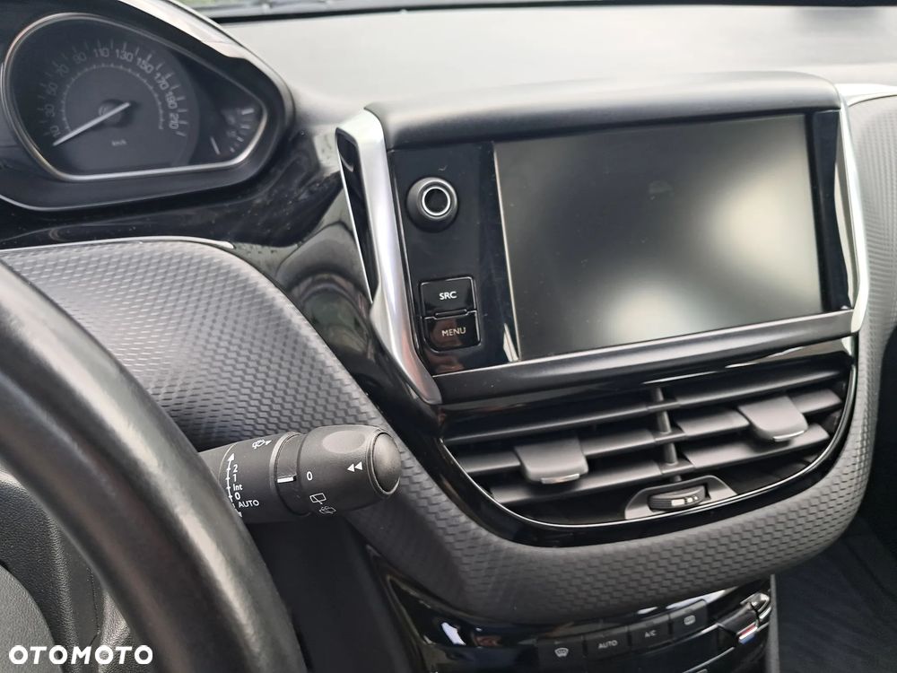 Peugeot 2008 - 7