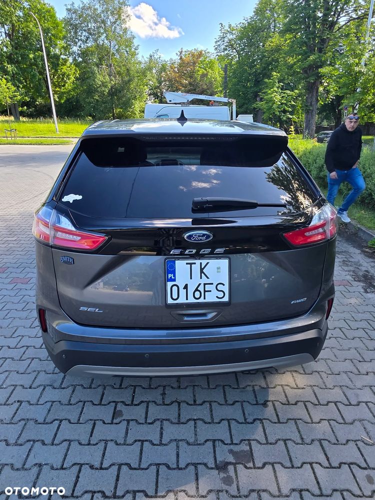 Ford Edge - 12