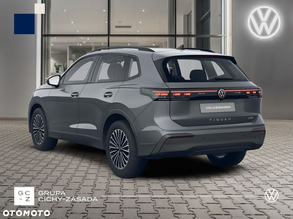 Volkswagen Tiguan - 4