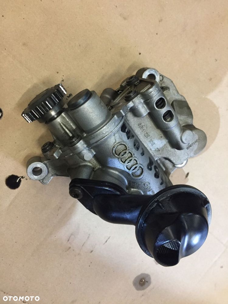 audi a4 b8 2.0 tfsi pompa oleju cdnc 06h115105af - 3