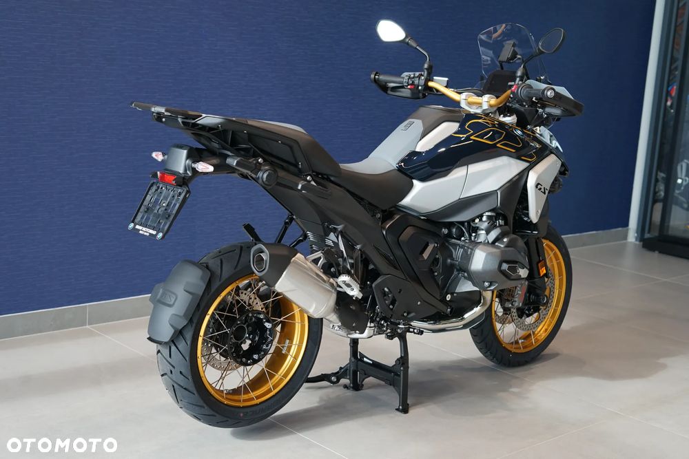 BMW R - 19