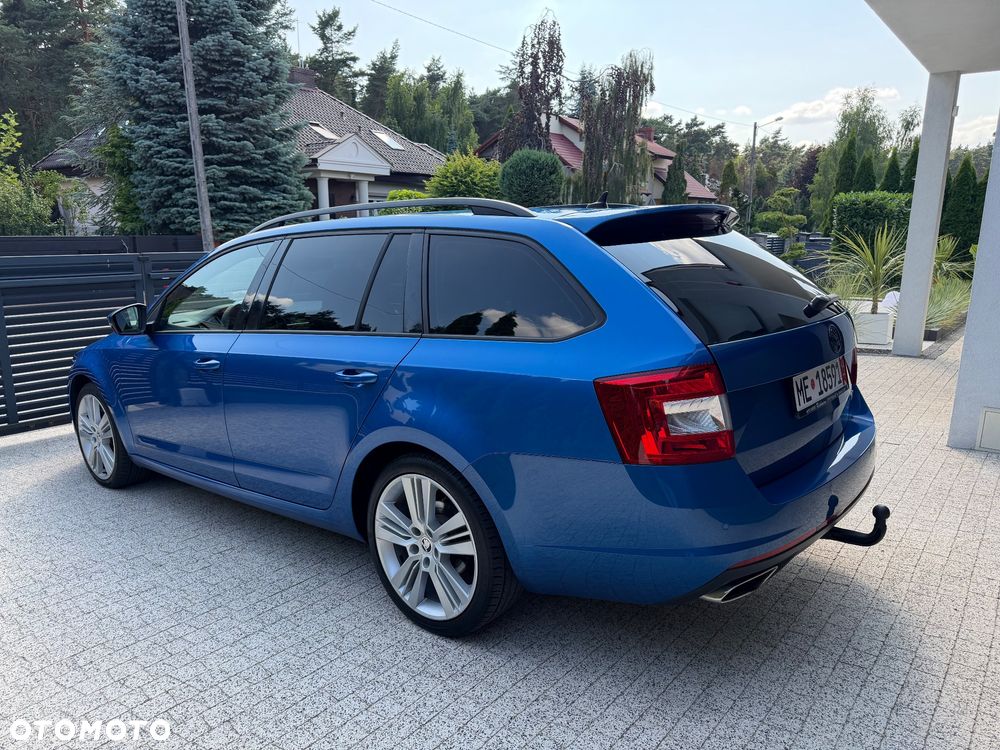 Skoda Octavia 2.0 TDI RS - 9