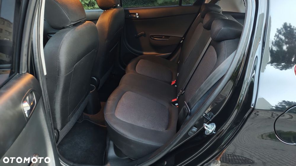 Hyundai i20 1.25 Comfort - 19