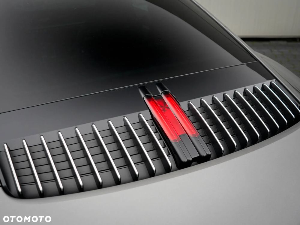 Porsche 911 Carrera 4S - 11