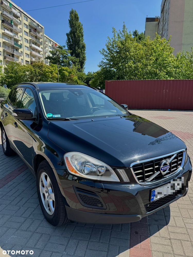 Volvo XC 60 D3 Momentum - 4