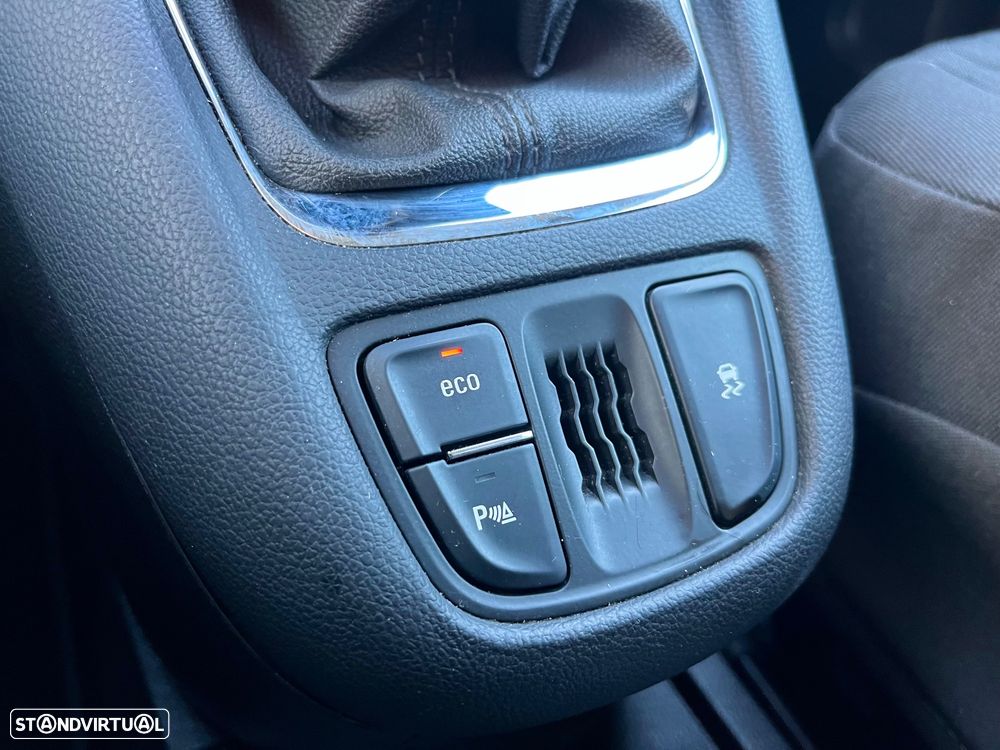 Opel Zafira 1.6 CDTi Executive - 22