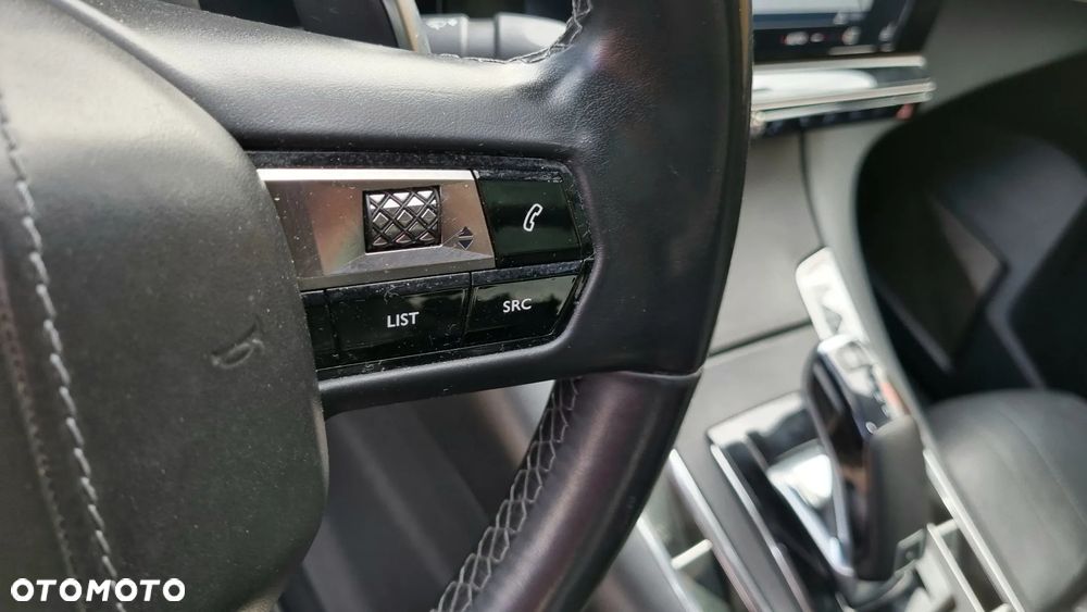 DS Automobiles DS 7 Crossback 2.0 BlueHDi Performance Line + - 22