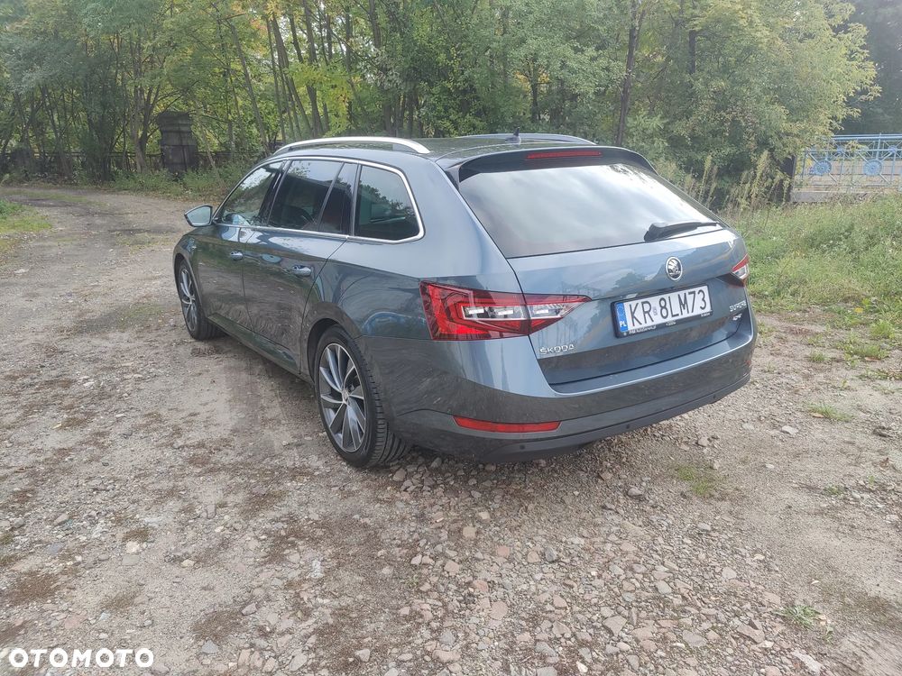 Skoda Superb 2.0 TDI SCR 4x4 L&K DSG - 5