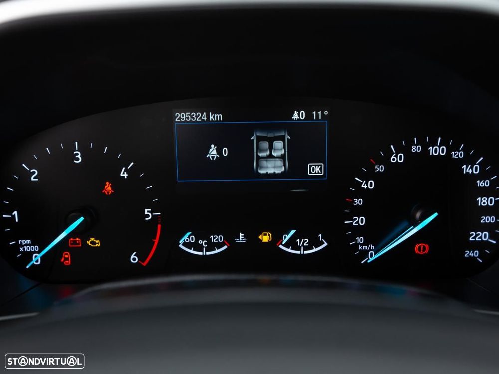 Ford Focus - 20