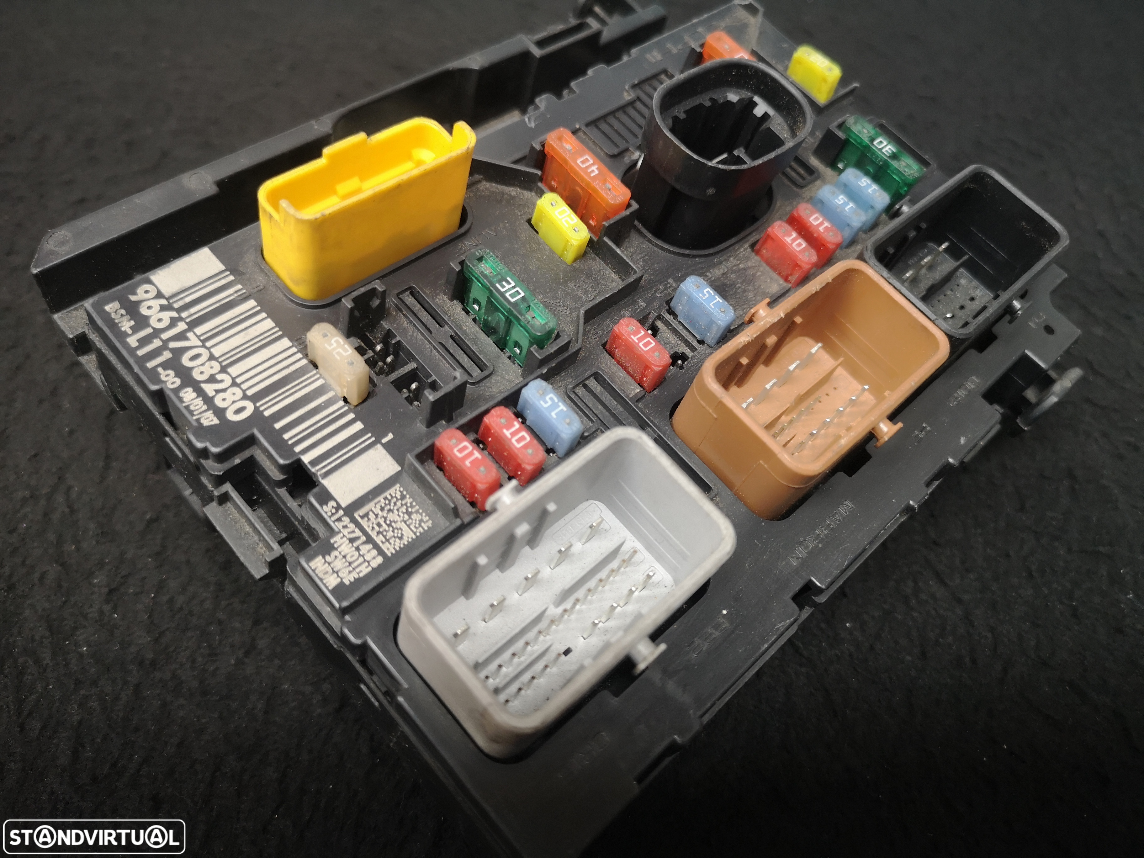 Caixa de FUSIVEIS Peugeot Citroen 2006+ - 2