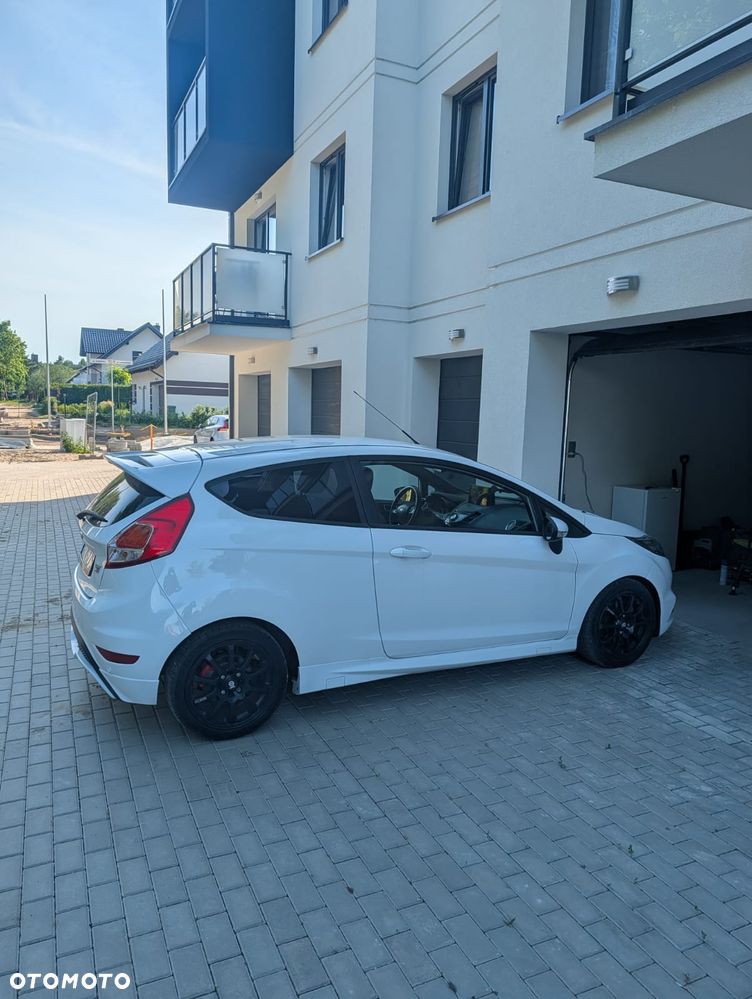 Ford Fiesta ST - 6