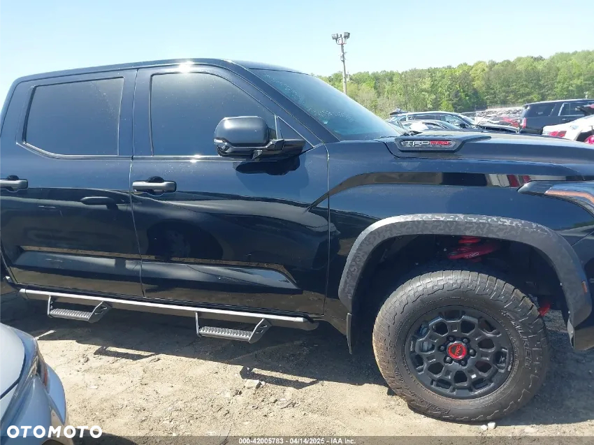 Toyota Tundra - 5
