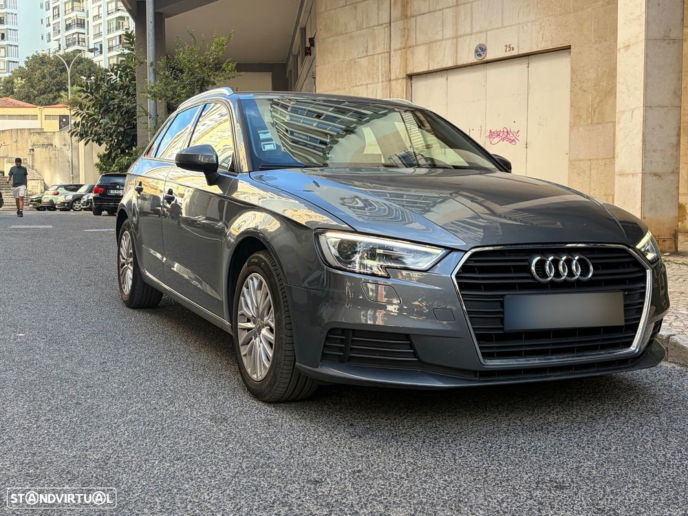 Audi A3 Sportback 1.6 TDI Advance - 9