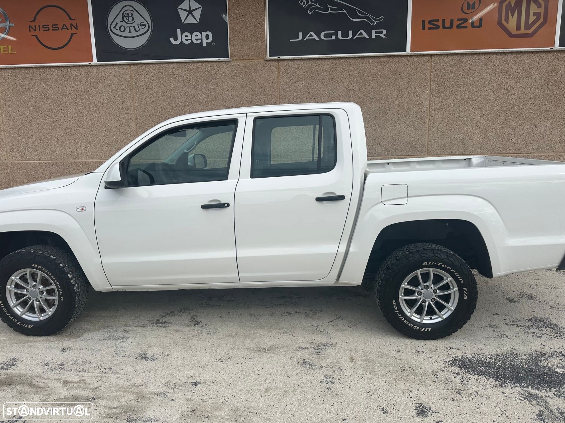VW Amarok 2.0 TDi CD Trendline 4Motion - 1