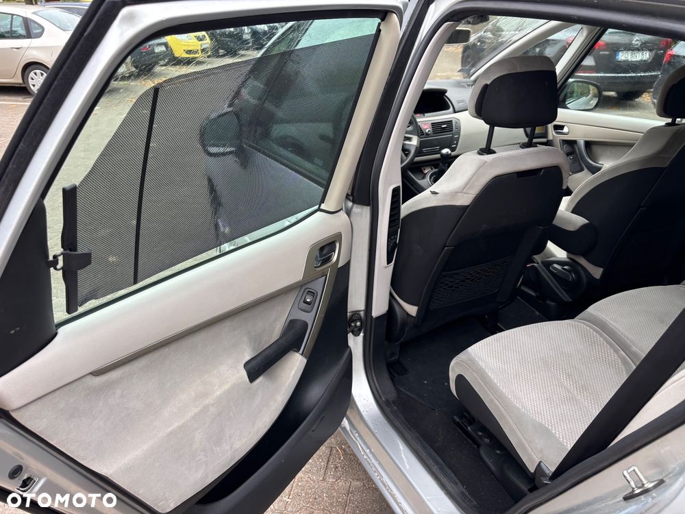 Citroën C4 - 23