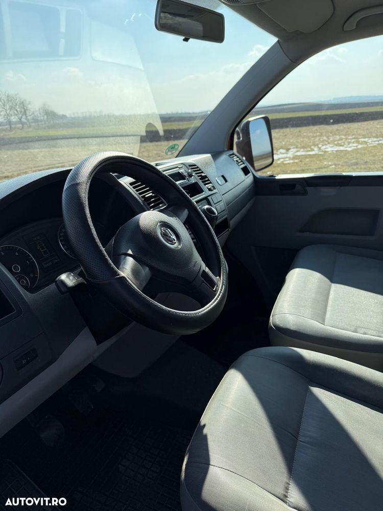 Volkswagen T5 - 11