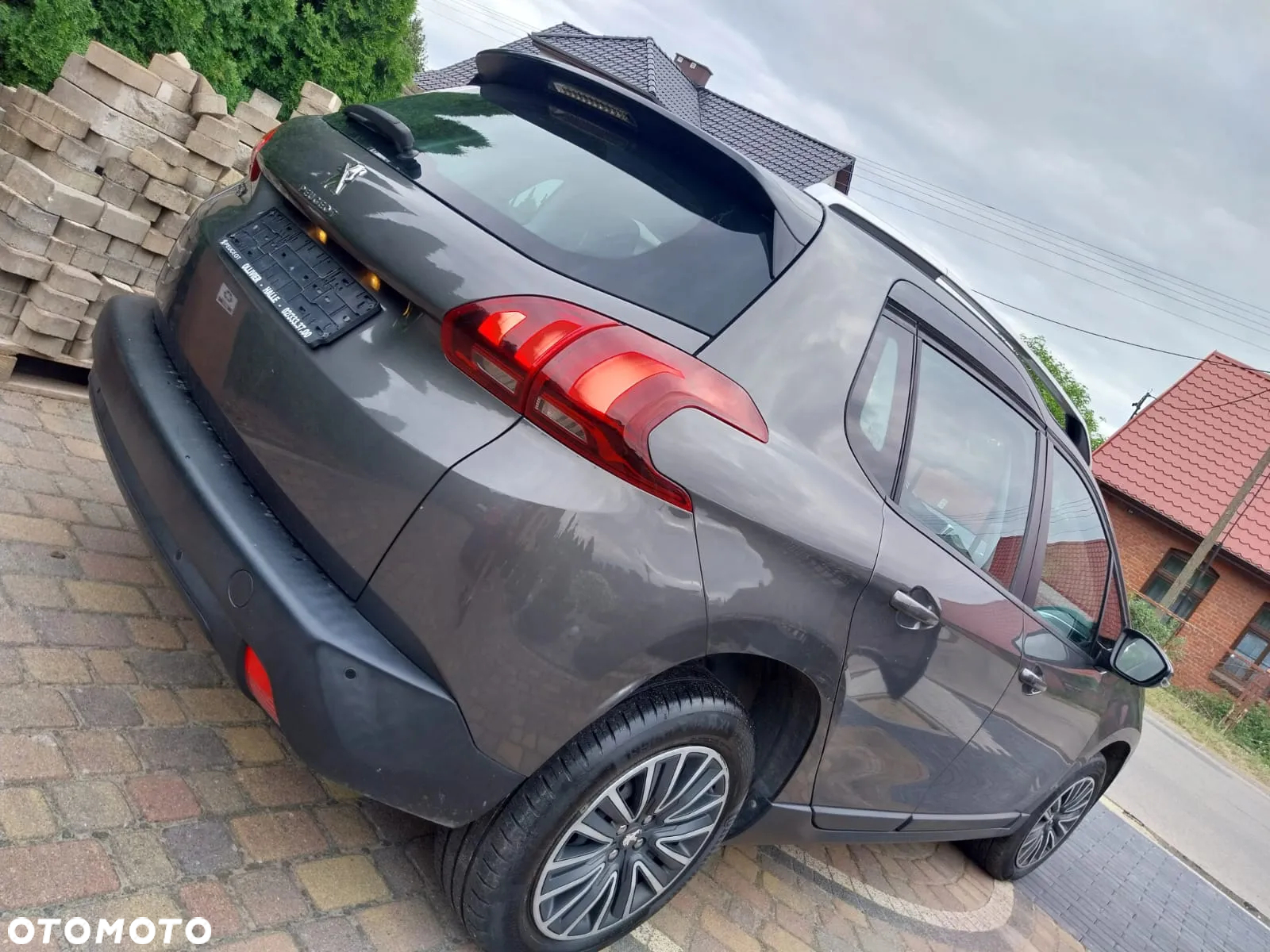 Peugeot 2008 - 25