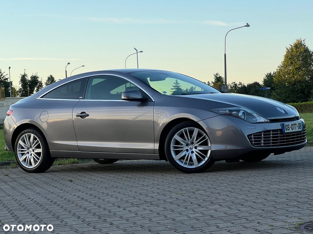 Renault Laguna dCi 180 FAP GT - 34