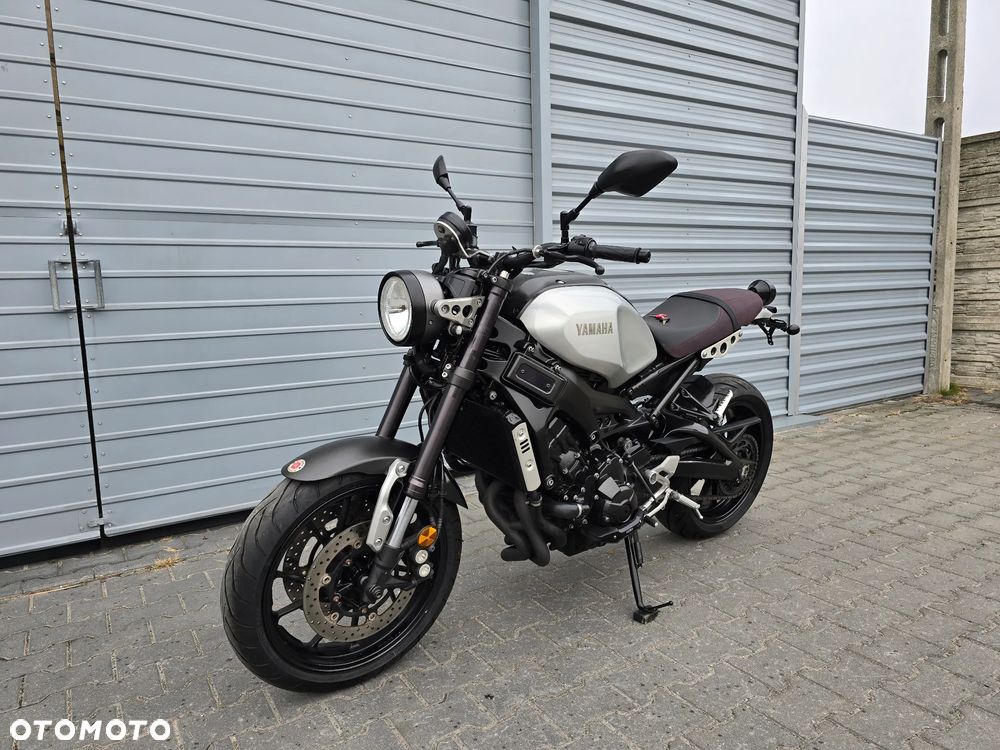 Yamaha XSR - 10