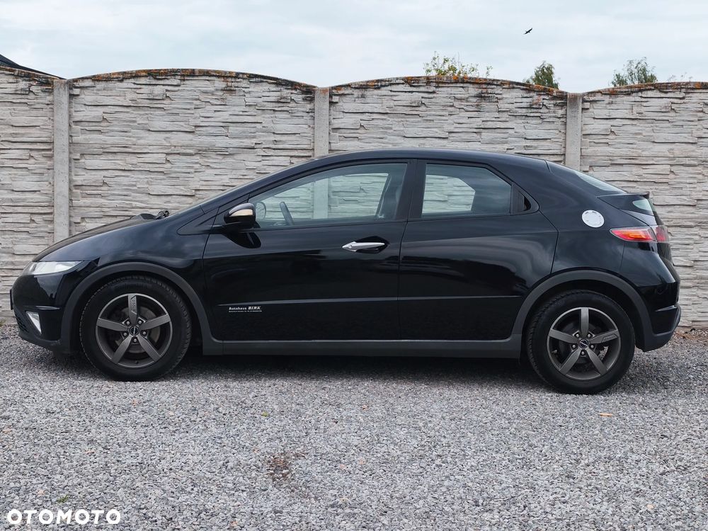 Honda Civic 1.8i-VTEC Sport - 2