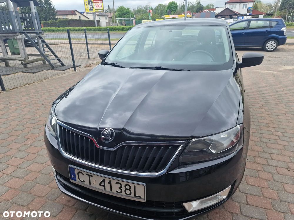 Skoda RAPID 1.2 Ambition Max - 14