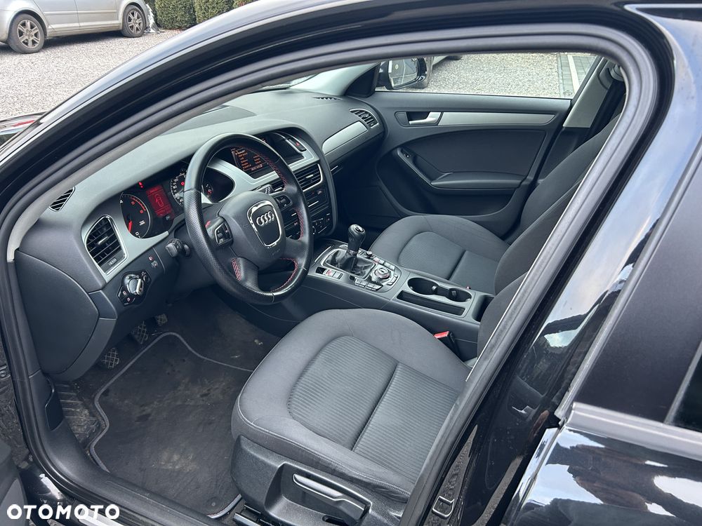 Audi A4 Avant 2.0 TDI DPF Ambition - 23