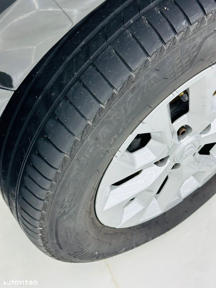 Dacia Duster TCe 90 2WD Essential - 9