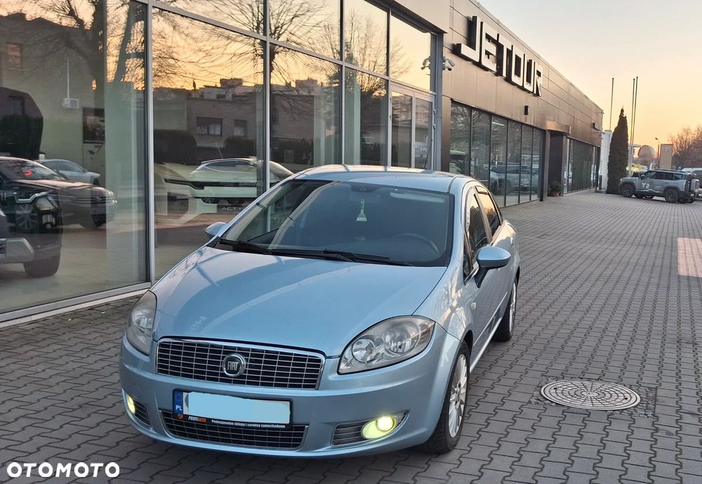 Fiat Linea 1.3 MJ 16V Emotion - 4