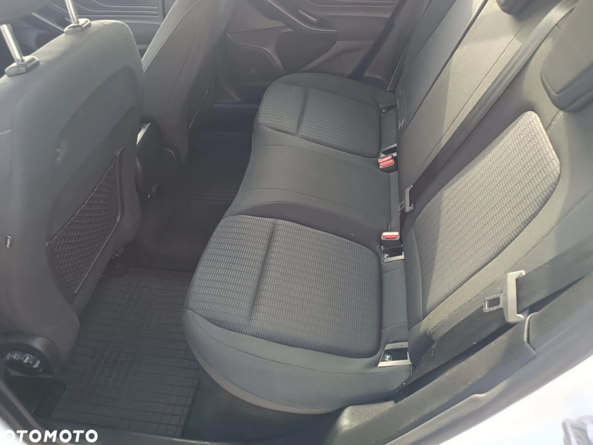 Ford Focus 1.5 EcoBlue Active - 8