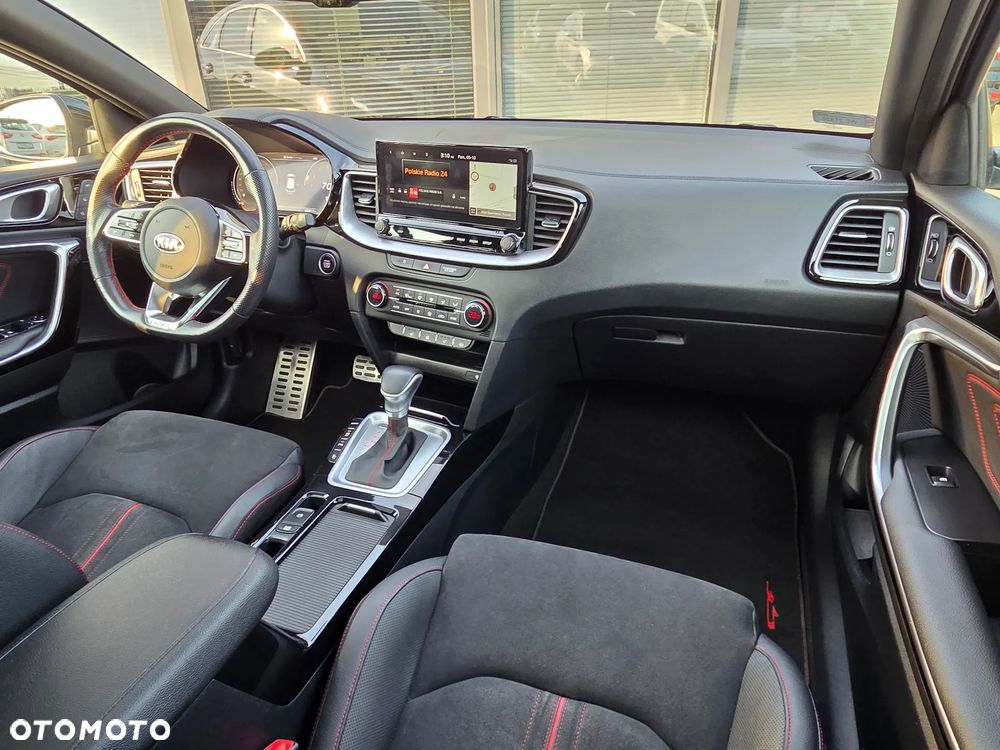 Kia ProCeed 1.6 T-GDI GT DCT - 33