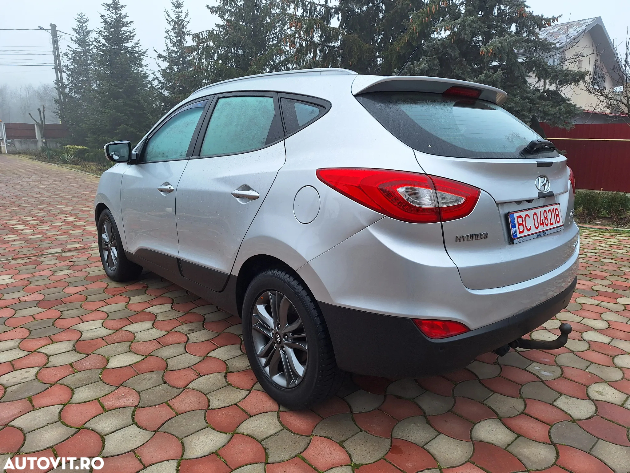 Hyundai ix35 2.0 CRDI 4WD Automatik Fifa World Cup Gold Edition - 4