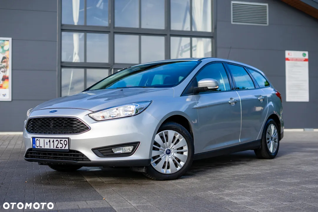 Ford Focus Turnier 1.5 EcoBoost Start-Stopp-System ACTIVE - 12