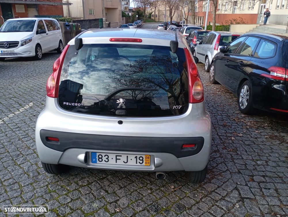 Peugeot 107 1.0 Black&Silver - 6