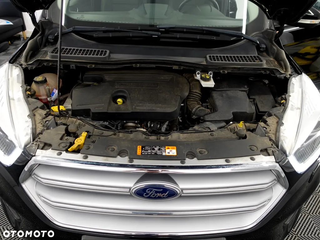 Ford Kuga 2.0 TDCi FWD Titanium - 40