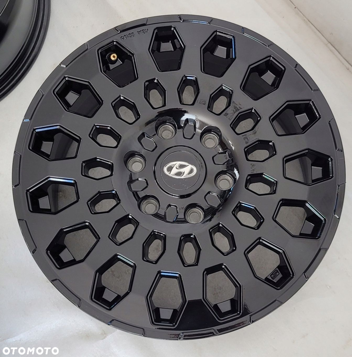 FELGI OZ HYUNDAI STARIA DEKIELKI CZUJNIKI 7,5X18 18 ET53 6x139,7 19427001 - 8
